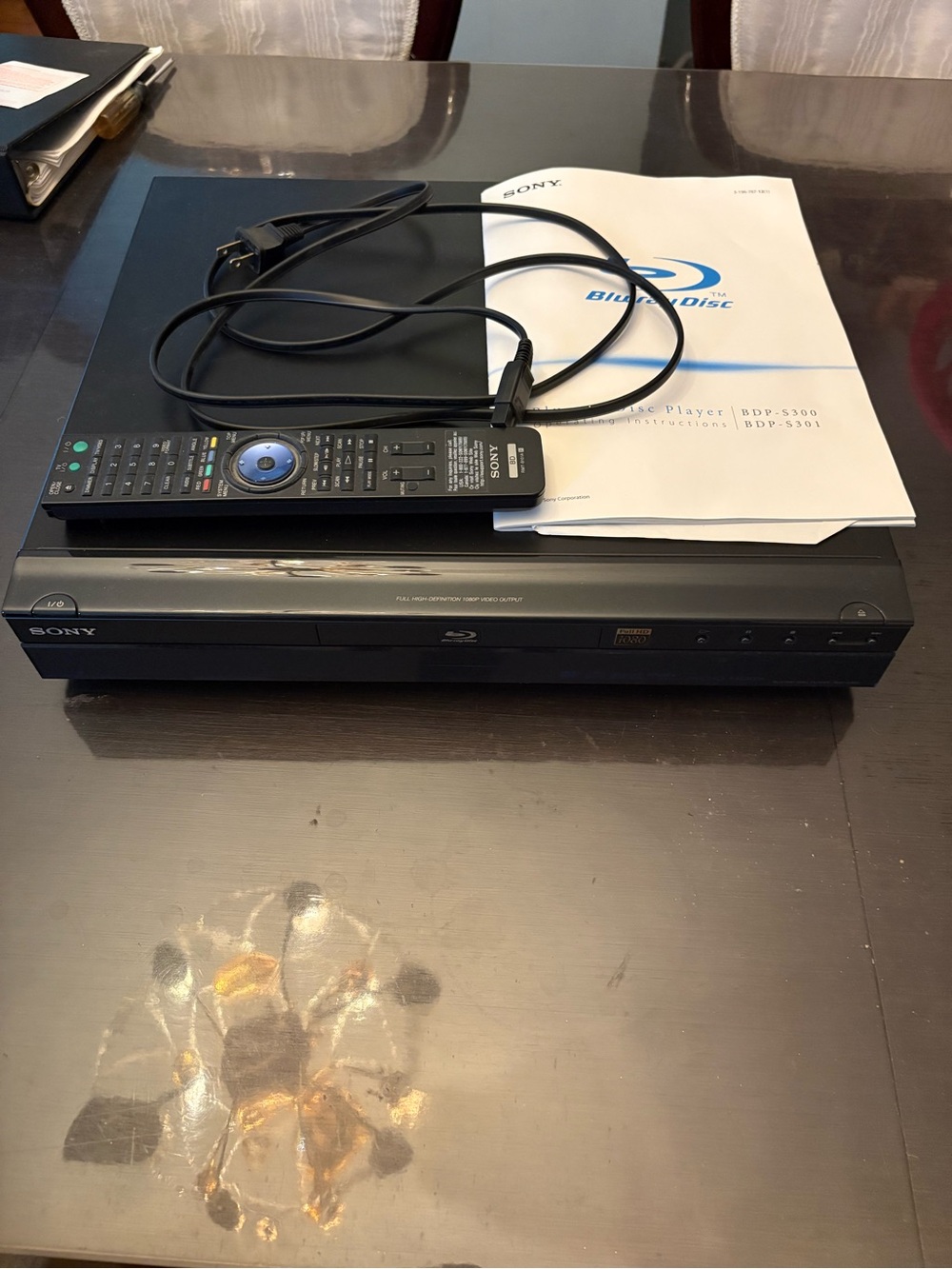 Sony Blu-ray Disc Player Manual with Black Cable